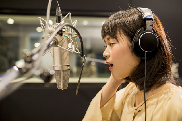 ボイスオーバーの収入や年収はいくら 気になる声優のギャラ事情 声優業界情報局