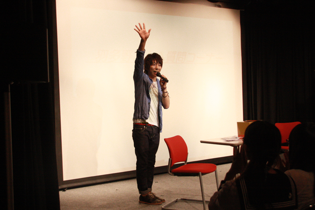 卒業生 羽多野渉さんが来校!ホラーラジオドラマ「四十五番目の話SPイベント」