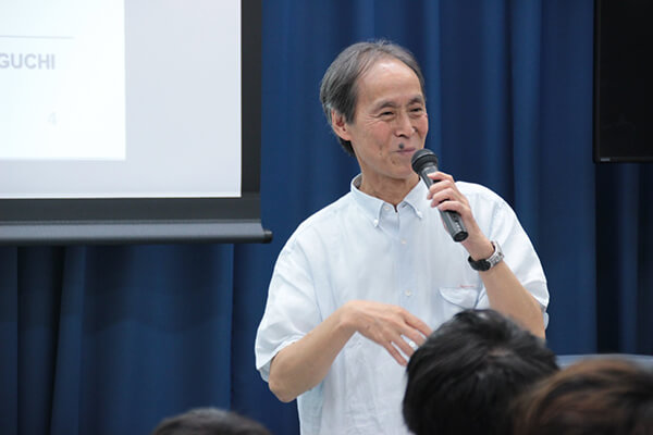 元任天堂株式会社 企画部部長 川口孝司さんの特別講義を開催